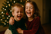 Tenue Noël enfant : robes, costumes et ensembles pour un réveillon sans stress
